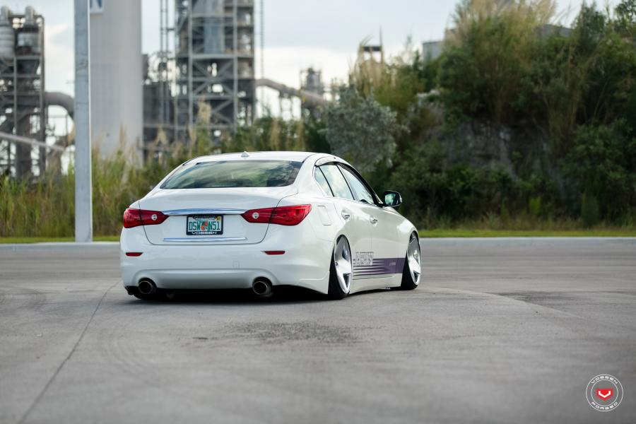  Infiniti Q50 on Vossen Wheels (VPS-318) 2017 года  (фото 43 из 68)